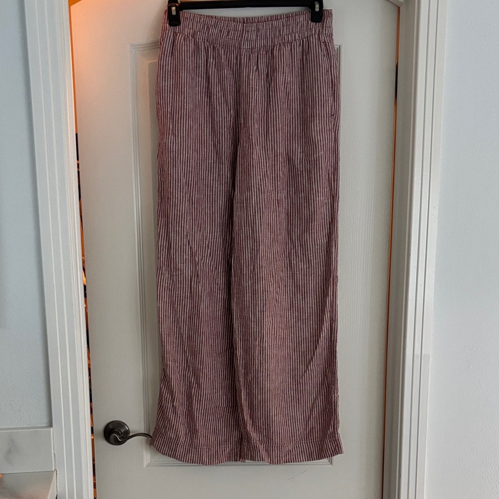 Old Navy (new) Woman’s Striped Linen-look Pants